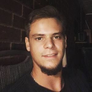 Meet your Posher, Austin